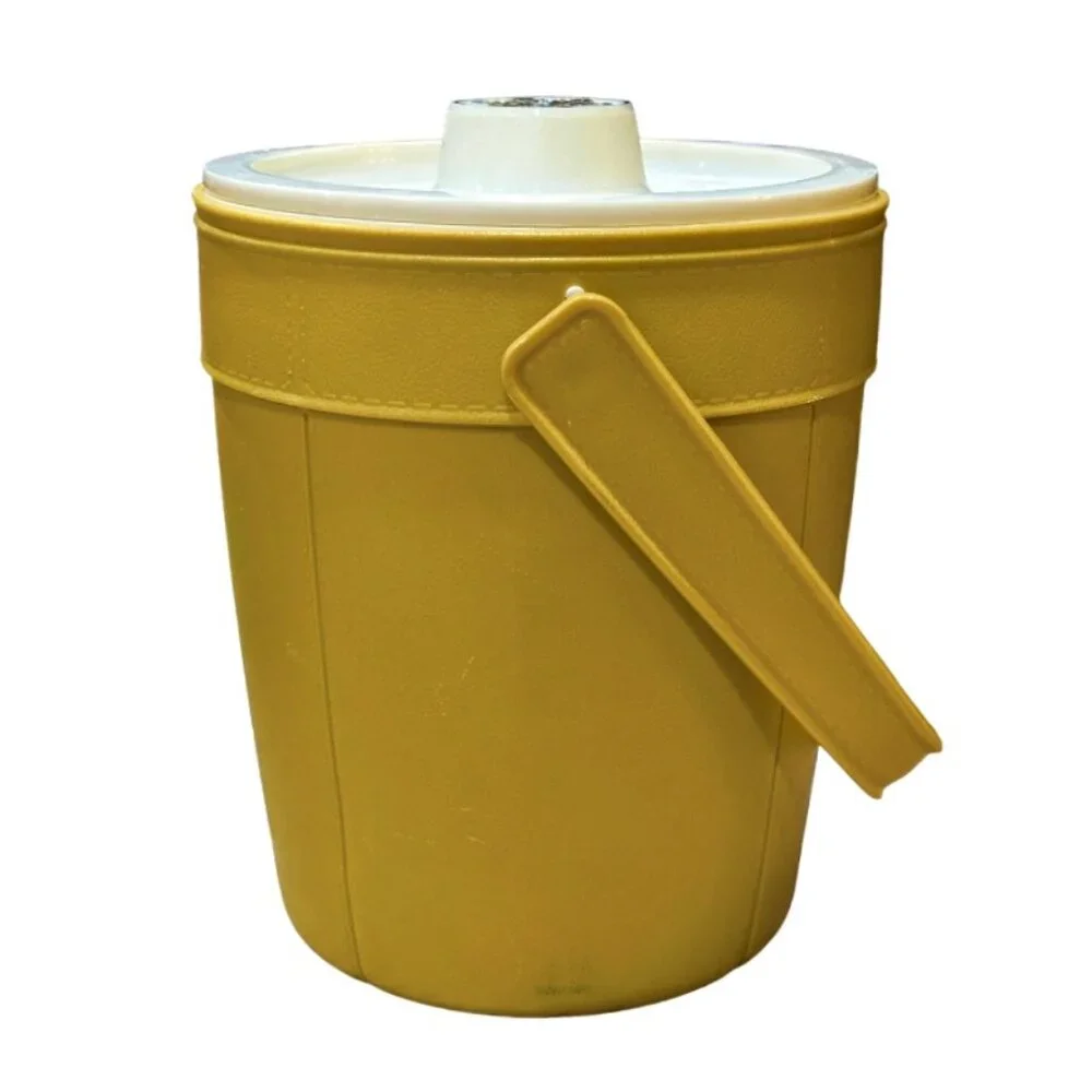 Vintage 1970s Rubbermaid Ice Bucket Harvest Gold 2260 Snowflake Lid Retro 9 Inch